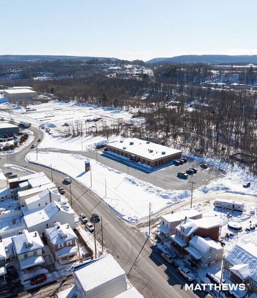 More Photos Of 502 S 2nd St, Saint Clair Medical For Sale