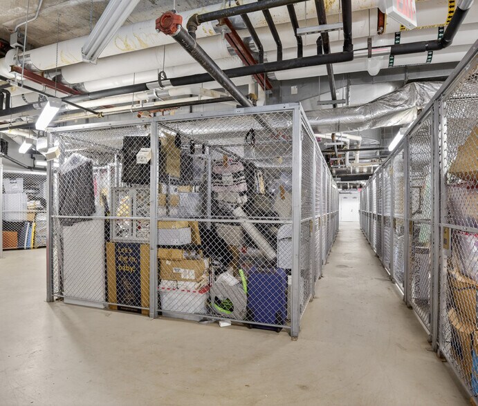 More Photos Of 1414 S Penn Sq, Philadelphia Apartments For Sale