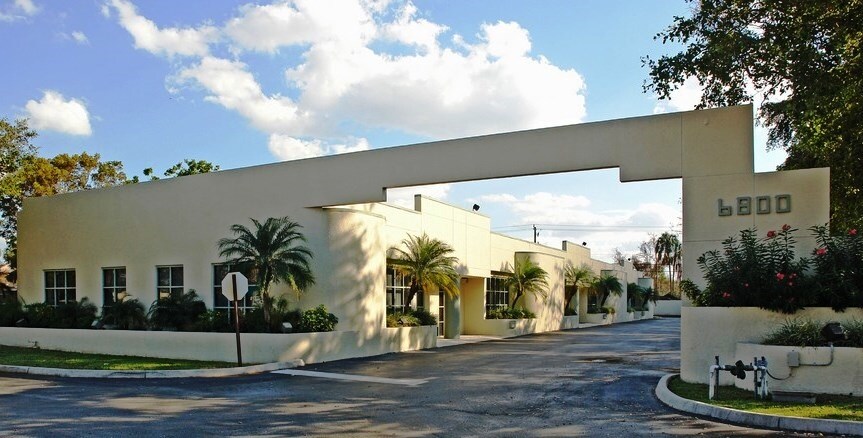More Photos Of 6800 W Commercial Blvd, Lauderhill Office For Lease