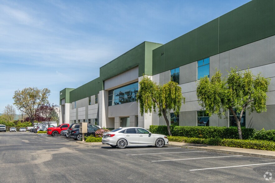 More Photos Of 161-195 Pullman St, Livermore Warehouse For Lease