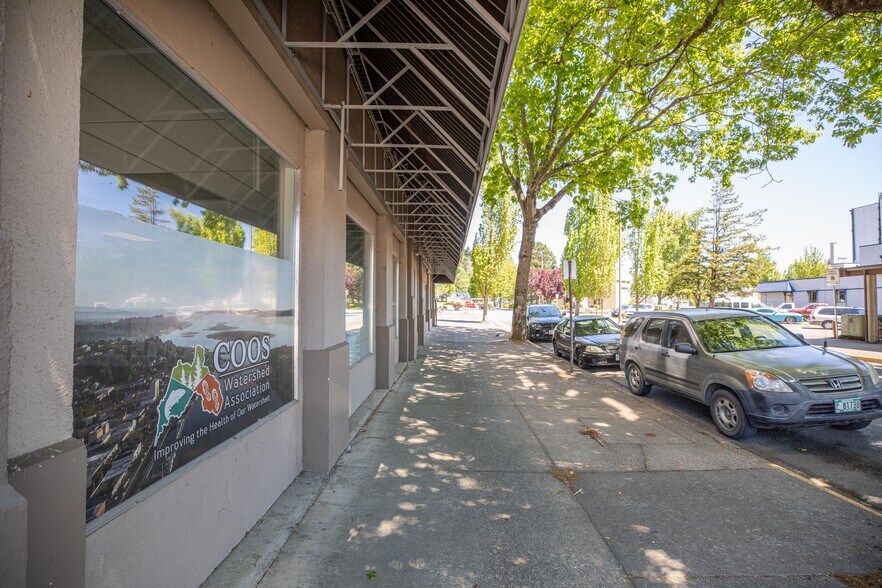More Photos Of 340 Central Ave, Coos Bay Medical For Lease