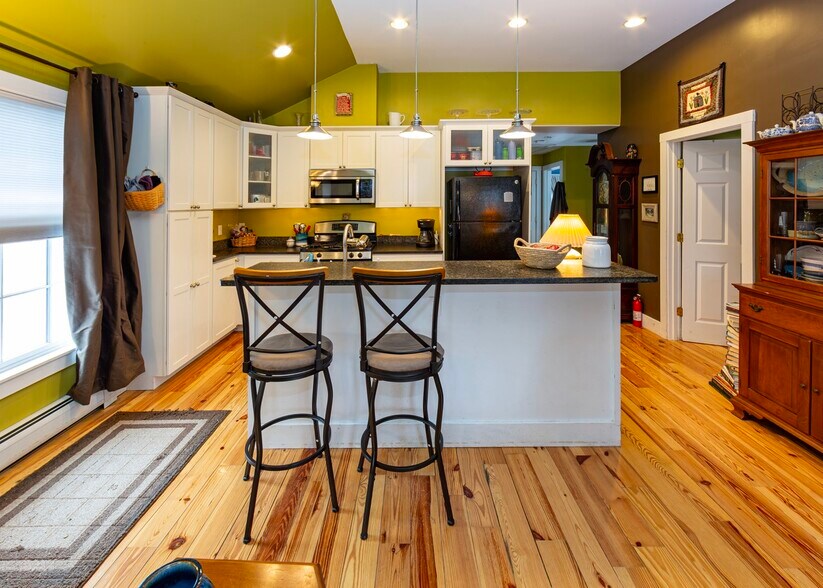 More Photos Of 715 State Highway 3, Bar Harbor Hospitality For Sale