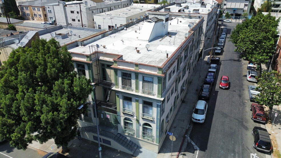 More Photos Of 2809 W 8th St, Los Angeles Apartments For Sale