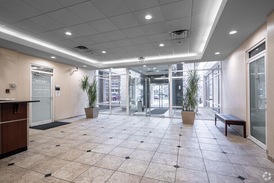 More Photos Of 1941 Bishop Ln, Louisville Office For Lease