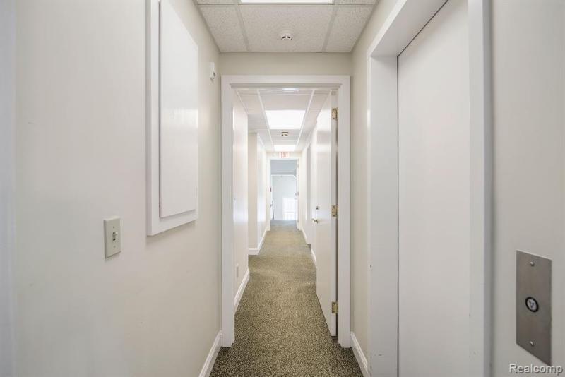 More Photos Of 925 N Michigan Ave, Saginaw Medical For Sale