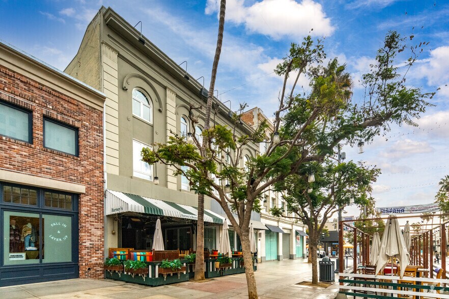 More Photos Of 1351-1353 3rd Street Promenade, Santa Monica Loft Creative Space For Lease