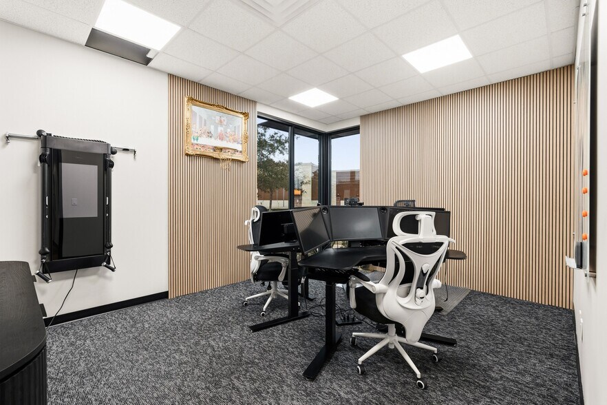 More Photos Of 1030 Katy Fort Bend Rd, Katy Office For Sale