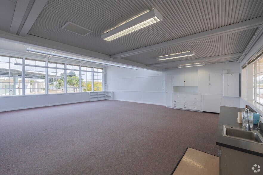 More Photos Of 1680 Los Carneros Ave, Napa Schools For Sale