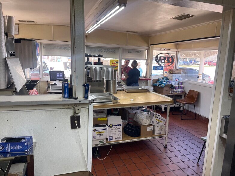 More Photos Of , McKinney General Retail For Sale