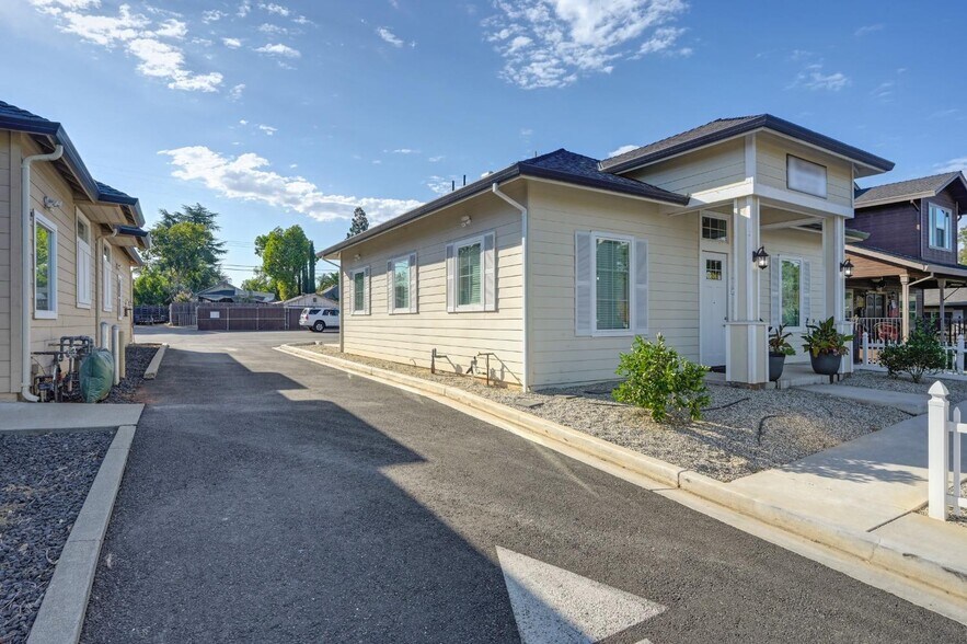 More Photos Of 707-709 Natoma St, Folsom Storefront Retail Office For Sale