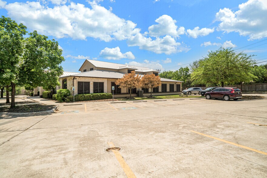 More Photos Of 12703 Spectrum Dr, San Antonio Loft Creative Space For Sale