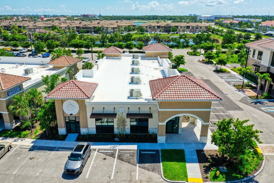 Primary Photo Of 19517 Highland Oaks dr, Estero General Retail For Sale