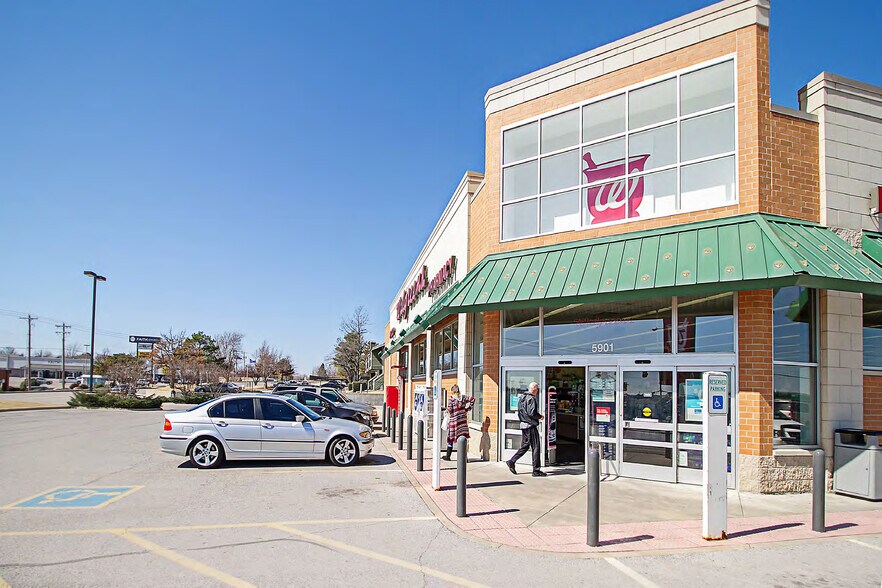 More Photos Of 5901 NW 122nd St, Oklahoma City Drugstore For Sale