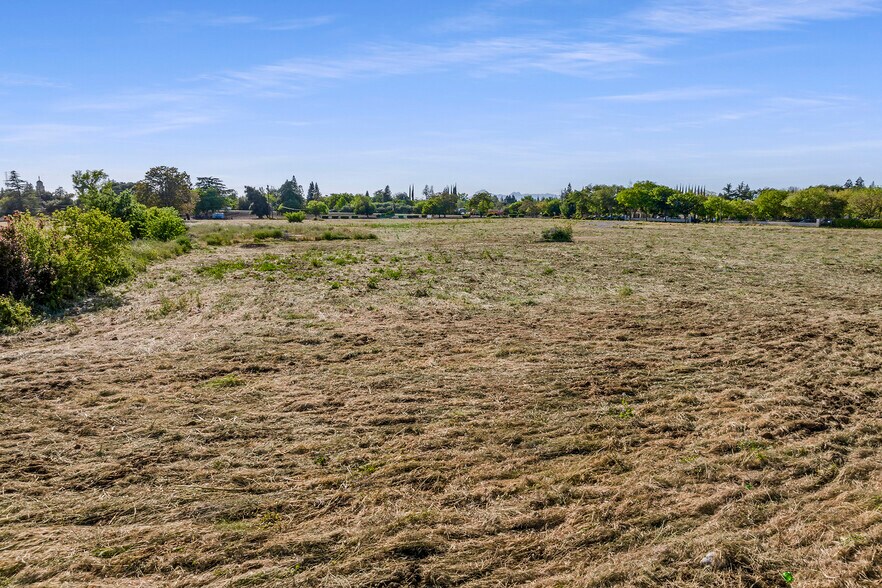 More Photos Of 1411 E Onstott Rd, Yuba City Land For Sale
