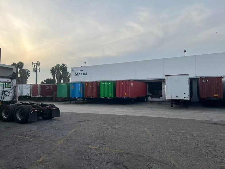 More Photos Of 245 N Vineland Ave, City Of Industry Warehouse For Lease