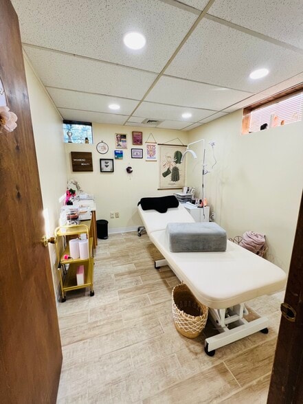 More Photos Of 111 Courtyard Dr, Hillsborough Office For Sale