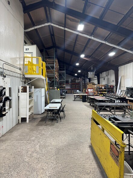 More Photos Of 314 Elm Dr, Loyal Industrial For Lease