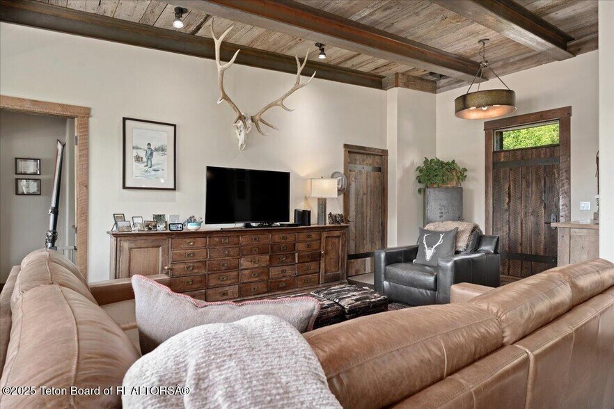 More Photos Of 1023 Budge Dr, Jackson Apartments For Sale