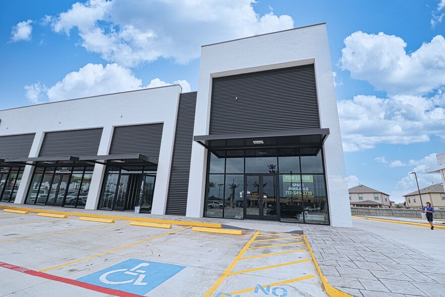 More Photos Of 16513 FM 529, Houston Storefront For Sale