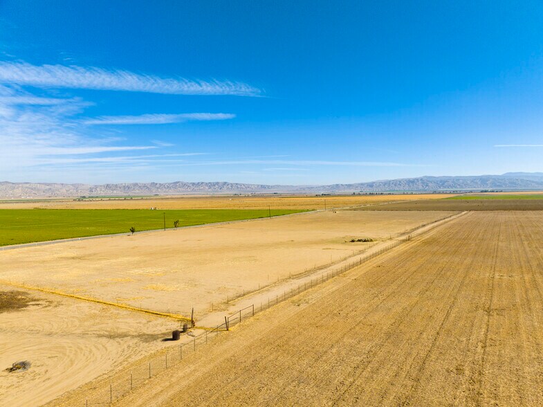 More Photos Of 2225 Foothill Ave, Maricopa Land For Lease