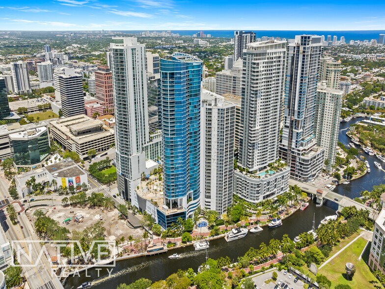 More Photos Of 32 Las Olas blvd, Fort Lauderdale Restaurant For Lease