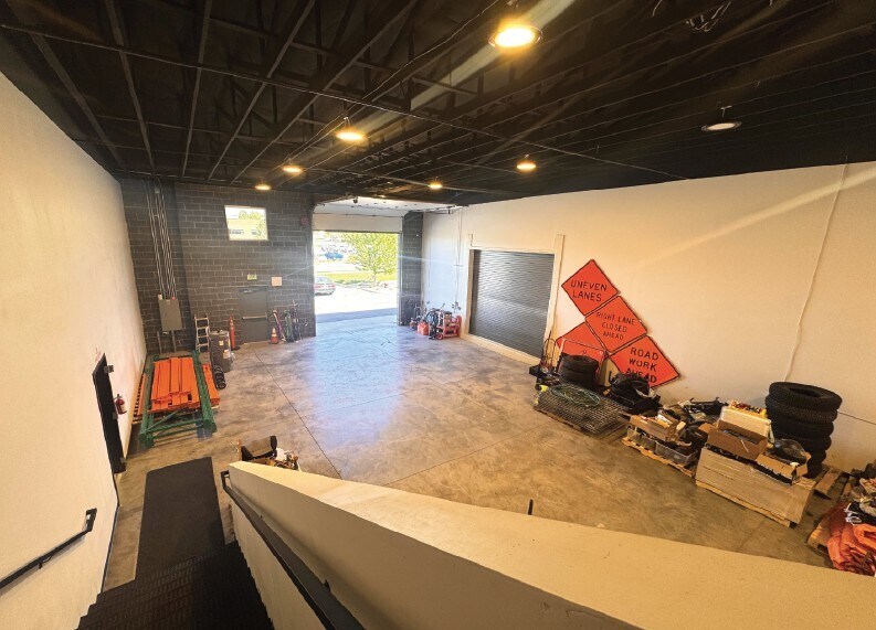 More Photos Of 824 S Auto Mall Dr, American Fork Warehouse For Lease