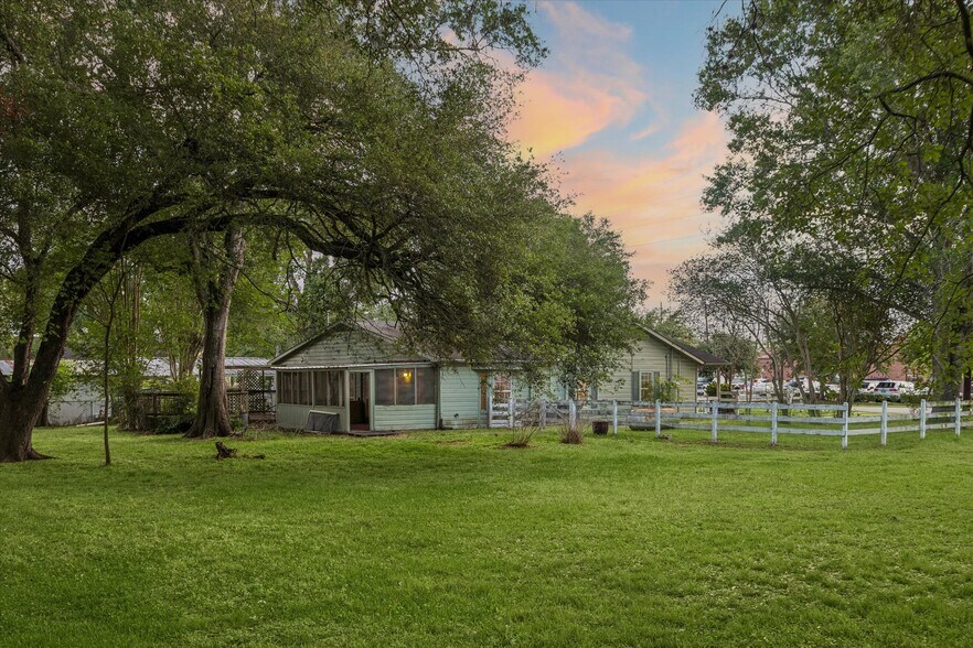 More Photos Of 30315 2nd St., Fulshear Land For Sale