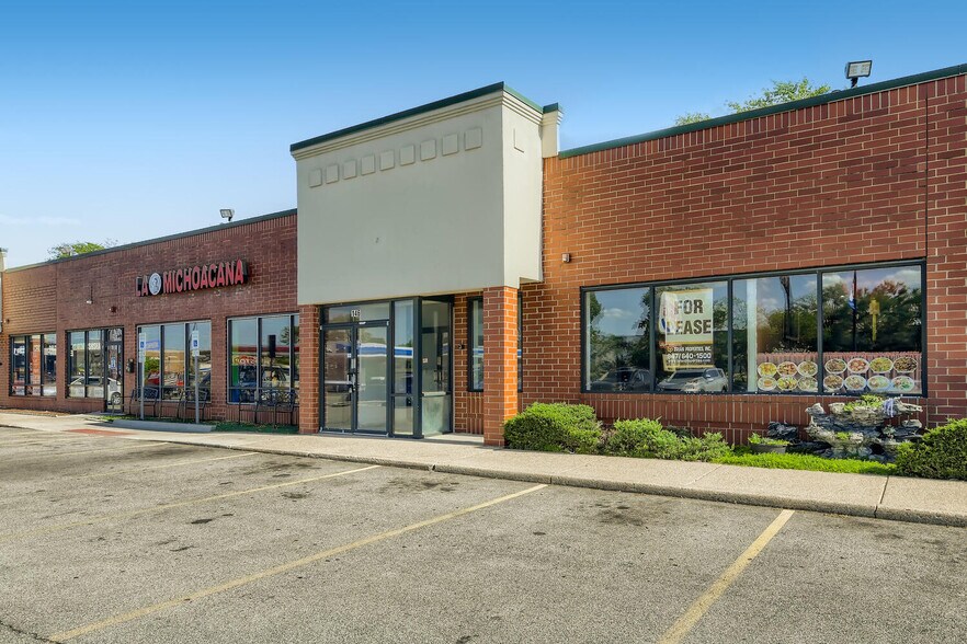 More Photos Of 110-154 W Irving Park Blvd, Bensenville General Retail For Lease