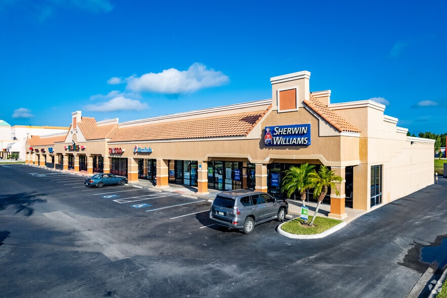 More Photos Of 5475 W Irlo Bronson Memorial Hwy, Kissimmee Unknown For Lease