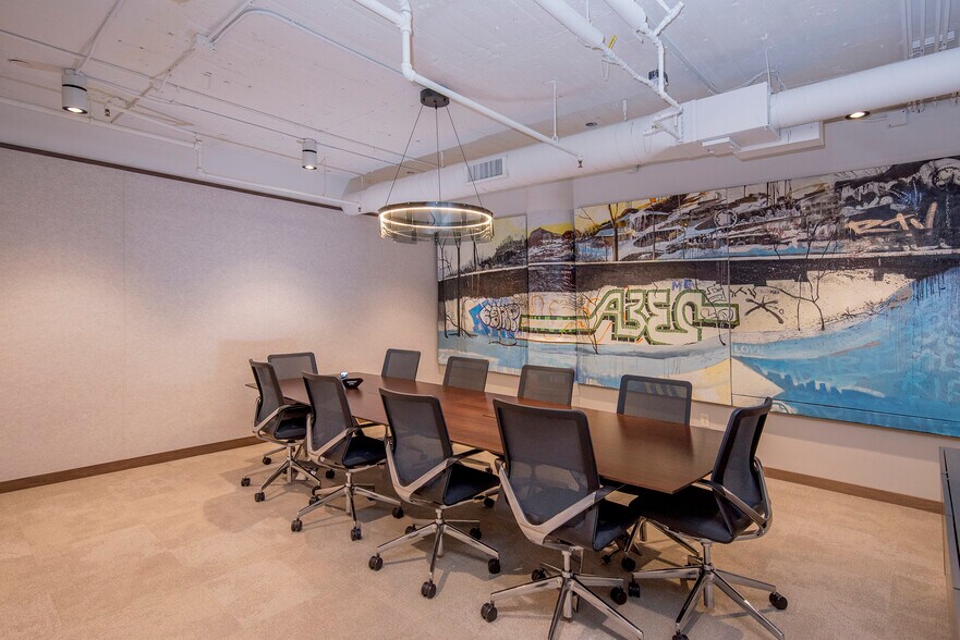 More Photos Of 275 Market St, Minneapolis Office For Lease