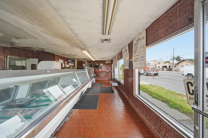 More Photos Of , Los Angeles Unknown For Sale