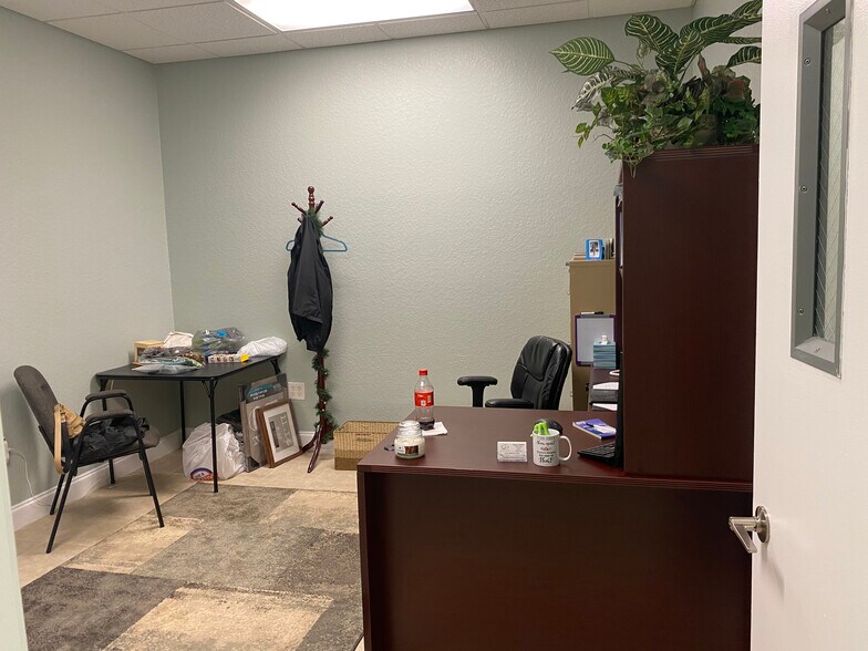 More Photos Of 15437 S US Highway 441, Summerfield Medical For Lease