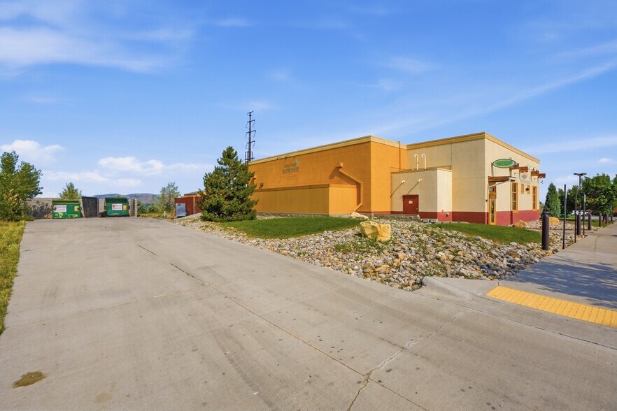 More Photos Of 1331 E North St, Rapid City Restaurant For Sale