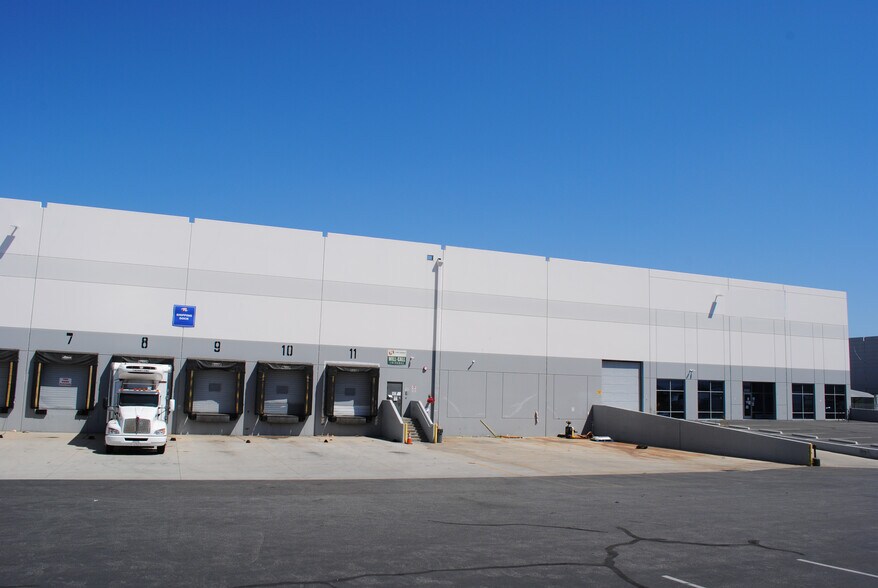 More Photos Of 8570-8610 Mercury Ln, Pico Rivera Warehouse For Lease