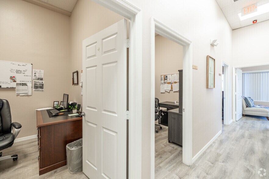 More Photos Of 3100 Del Prado Blvd S, Cape Coral Office For Sale