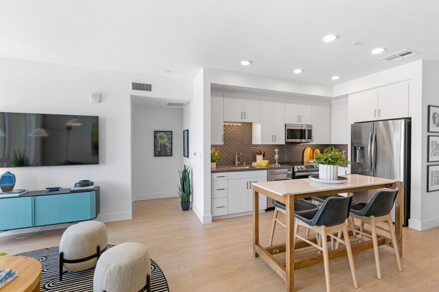 More Photos Of 4353 Park Blvd, San Diego Apartments For Lease