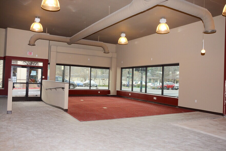 More Photos Of 1444-1446 4th St, San Rafael Storefront For Lease