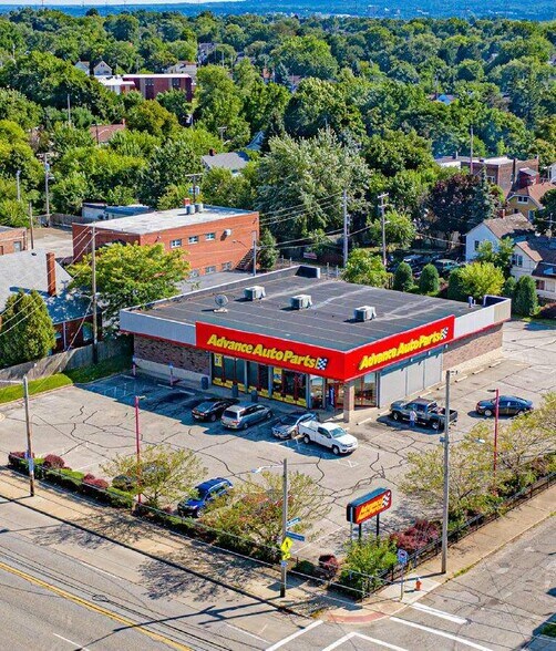 More Photos Of 7440 Broadway Ave, Cleveland Freestanding For Sale