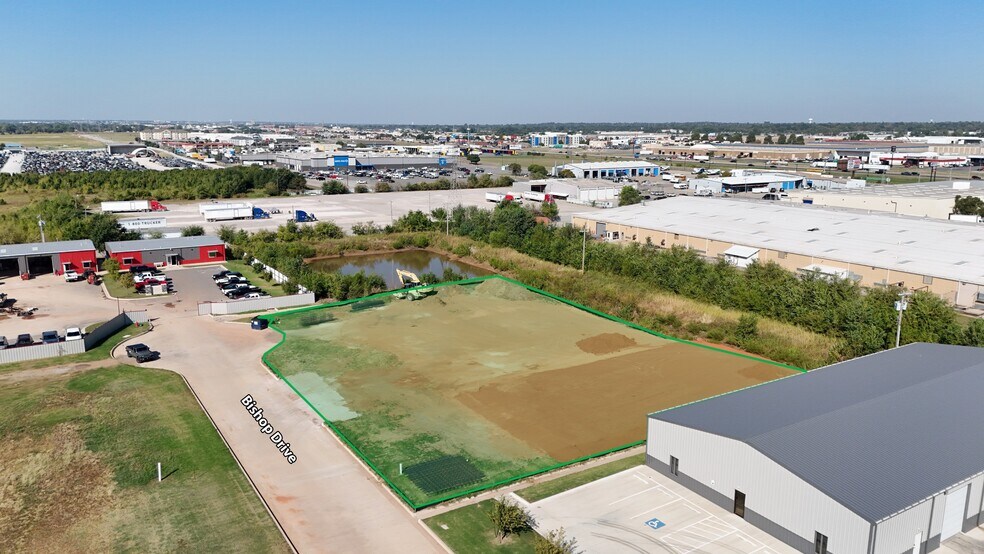 More Photos Of 5001 Bishop Dr, Oklahoma City Warehouse For Lease