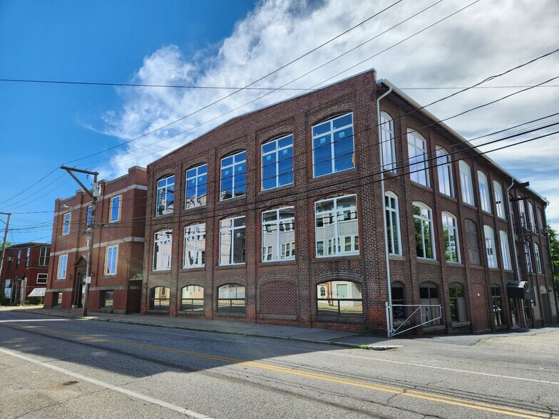 More Photos Of 565 N Main St, Woonsocket Warehouse For Sale
