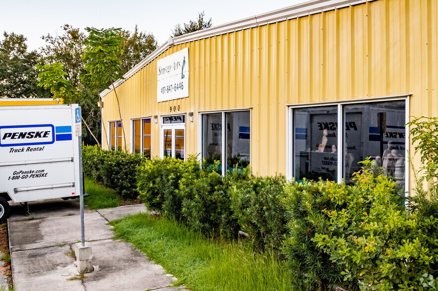 More Photos Of 900 Armstrong Blvd, Kissimmee Warehouse For Lease