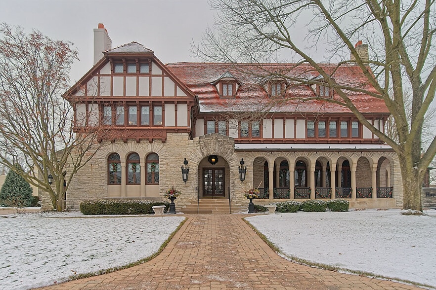 More Photos Of 312 Main, Troy Office For Lease