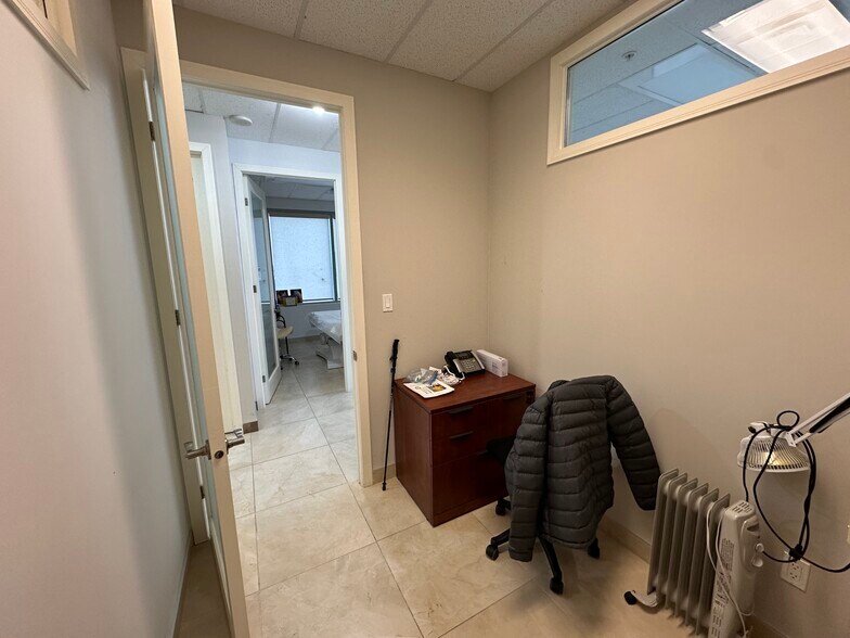 More Photos Of 7191 Yonge St, Markham Medical For Sale