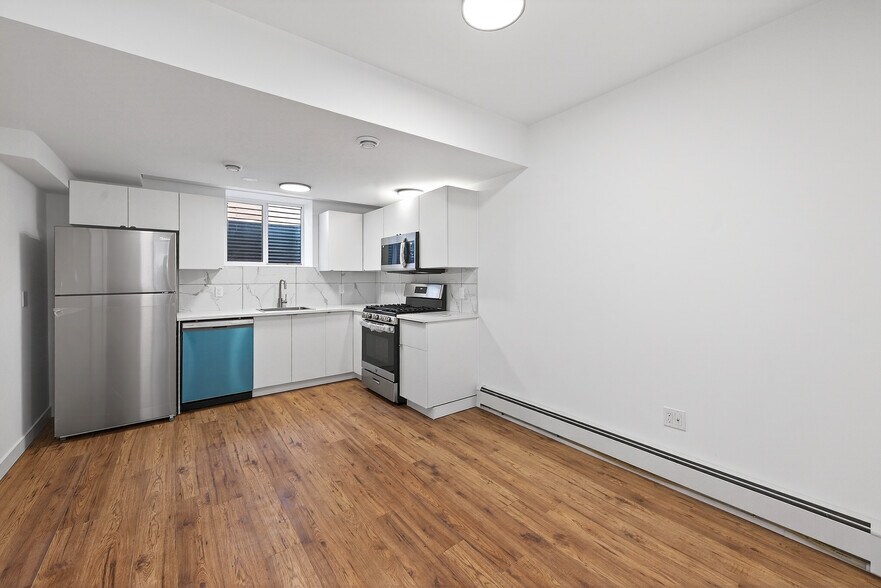 More Photos Of 10204-10210 113 Ave NW, Edmonton Apartments For Sale