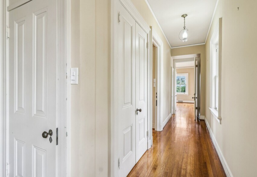 More Photos Of 7735 Mocking Bird Ln, San Antonio Lodge Meeting Hall For Sale