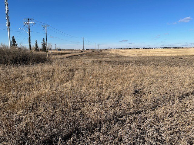 More Photos Of 10010 68 St NE, Calgary Land For Sale