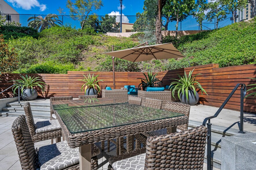 More Photos Of 600 B St, San Diego Office For Lease