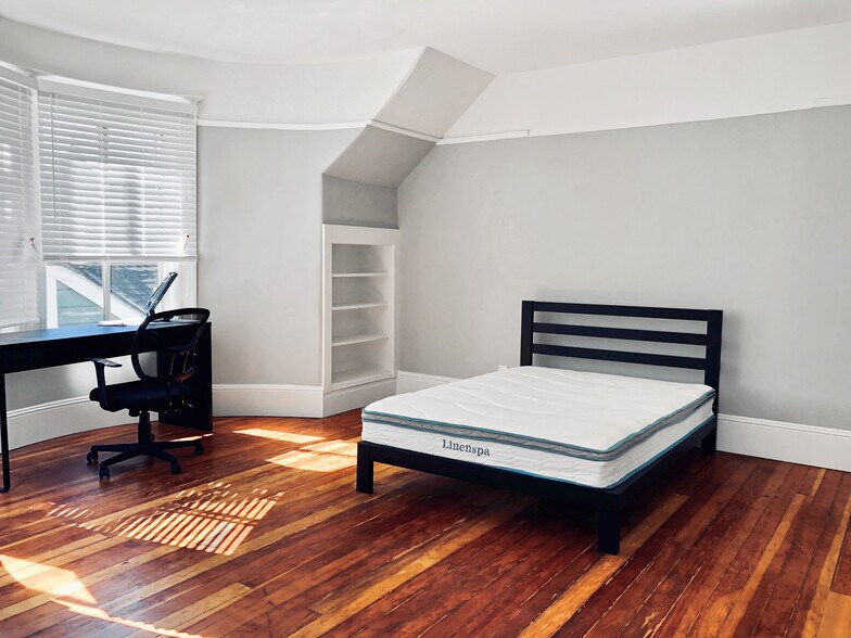 More Photos Of 3228-3230 Adeline St, Berkeley Apartments For Sale
