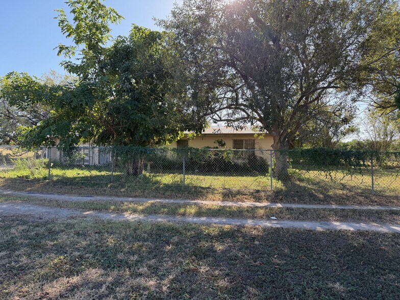 More Photos Of 1200 W Expressway 83, La Feria Land For Sale