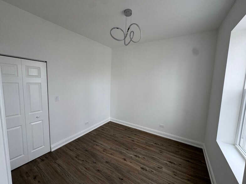 More Photos Of 4751 W Monroe St, Chicago Multifamily For Sale